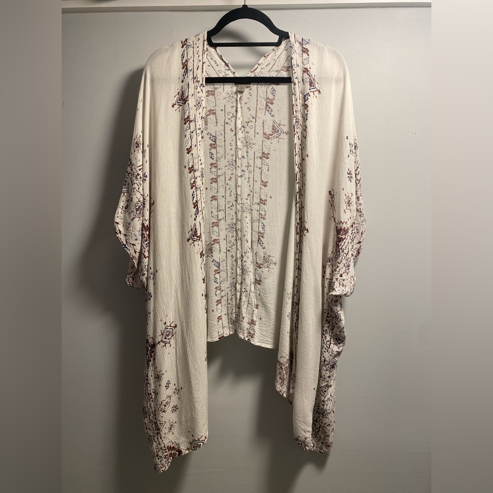 Urban Outfitters Ecote Kimono - White, Red, and Blue Detailing
